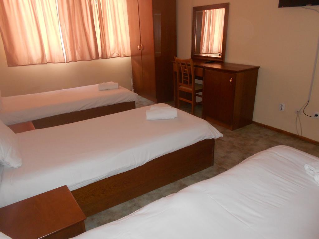 Montenegrin Inn 奥赫里德 外观 照片