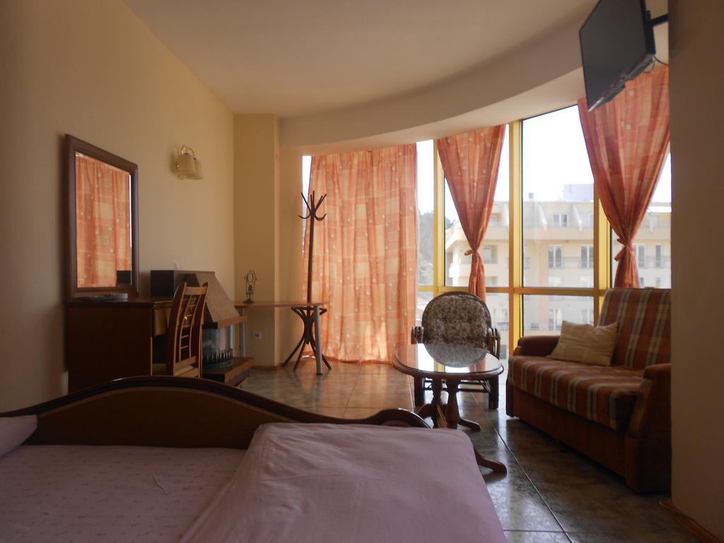 Montenegrin Inn 奥赫里德 外观 照片