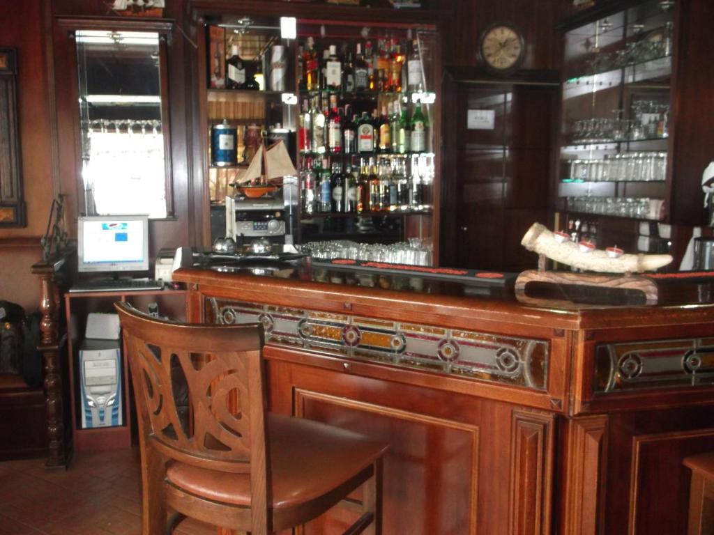 Montenegrin Inn 奥赫里德 外观 照片