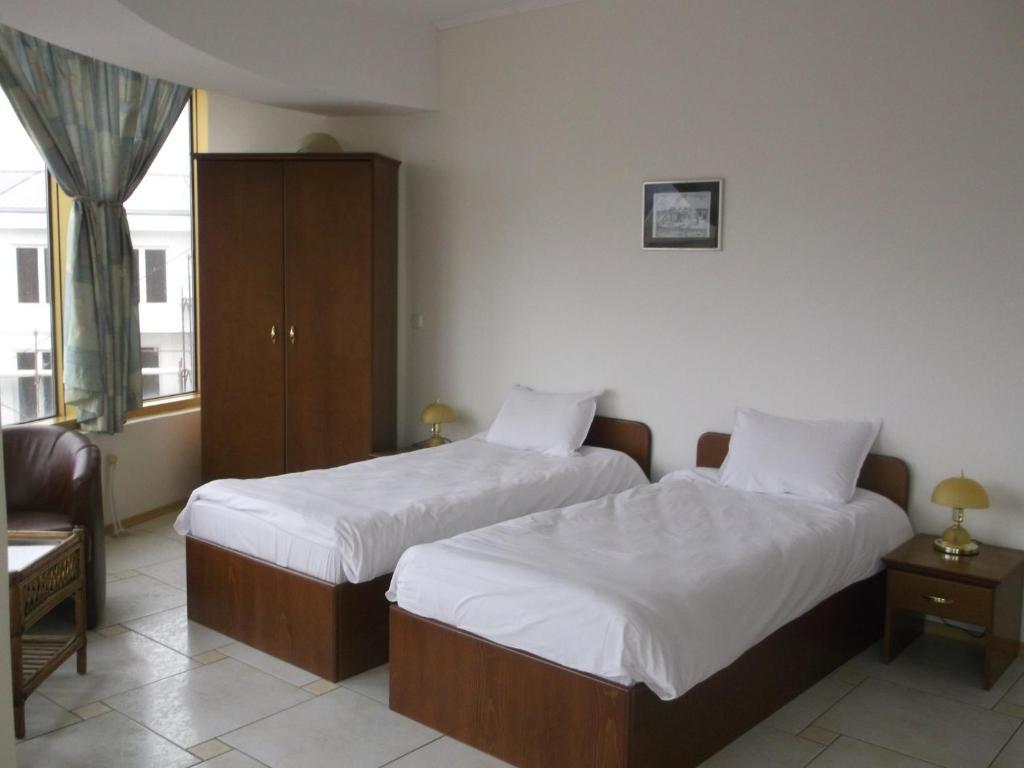 Montenegrin Inn 奥赫里德 客房 照片